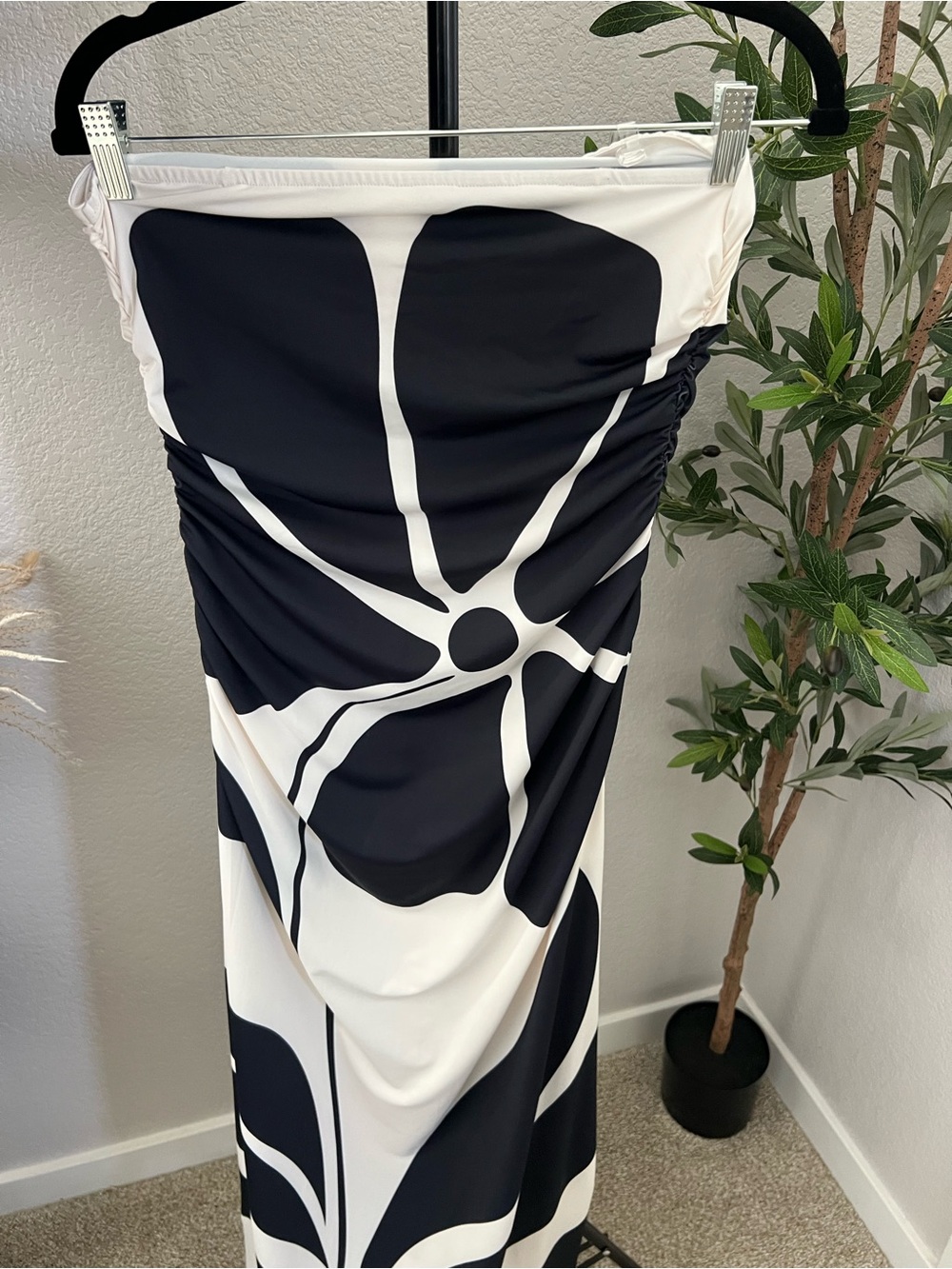 Commense Strapless Black and White Floral Maxi Dress Small - Picture 4 of 7